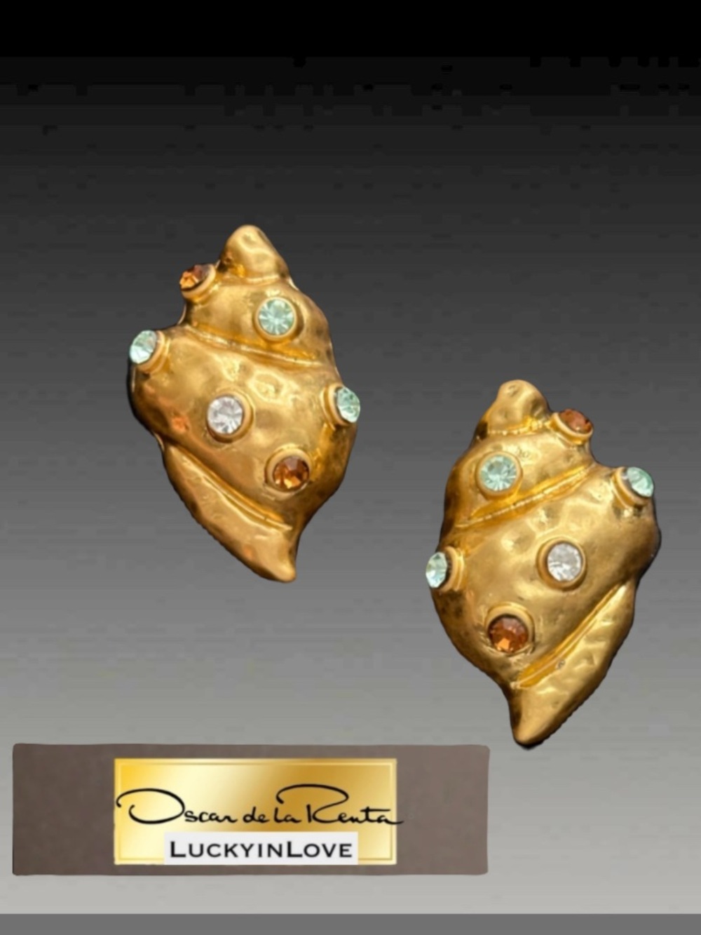 OSCAR DE LA RENTA โข Seashell Post Drop earrings in Neutrals - Picture 1 of 9